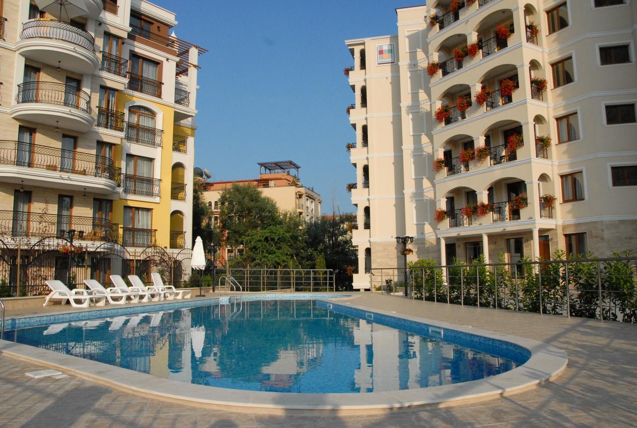 Hotel Seasons 3 Slantschew brjag Exterior foto