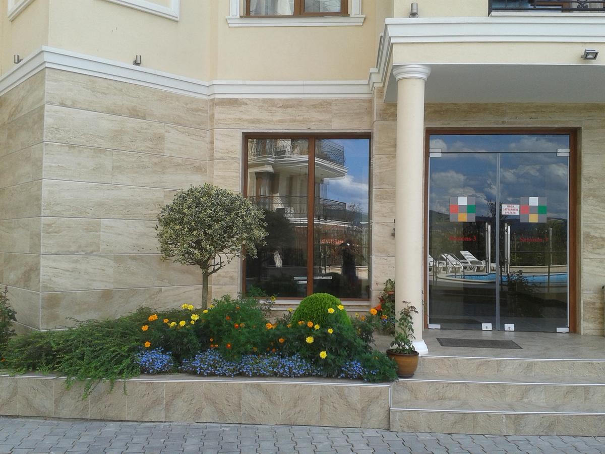 Hotel Seasons 3 Slantschew brjag Exterior foto