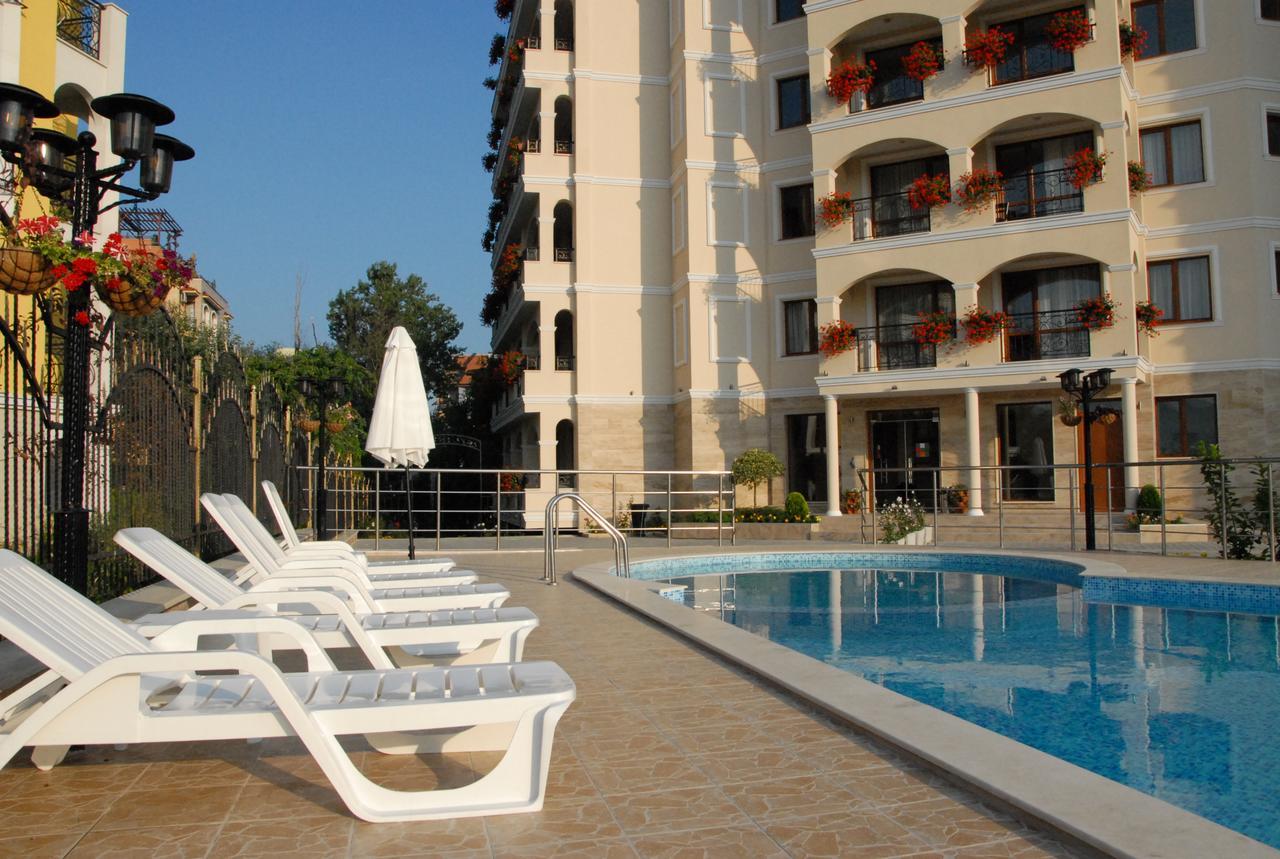 Hotel Seasons 3 Slantschew brjag Exterior foto